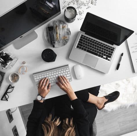 Verwaltungsassistent image